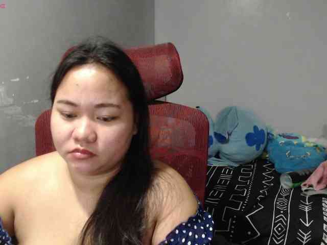 BubbleButtPinay webcam