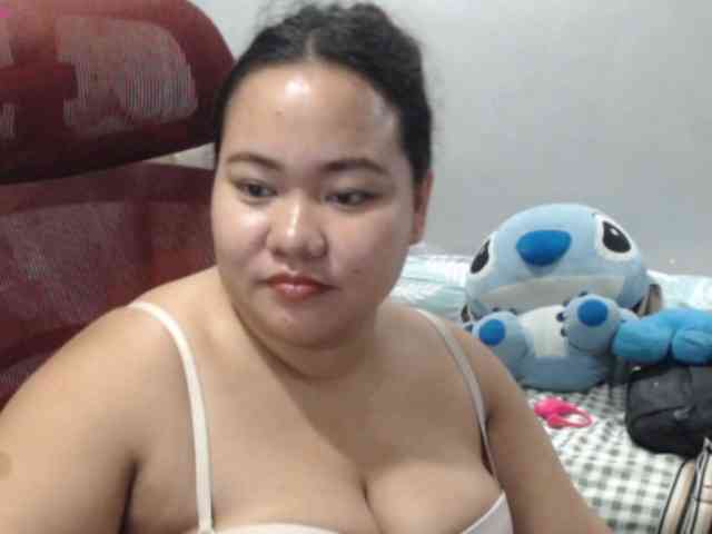 BubbleButtPinay webcam