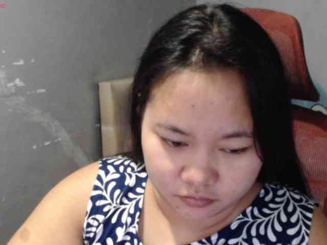 BubbleButtPinay webcam