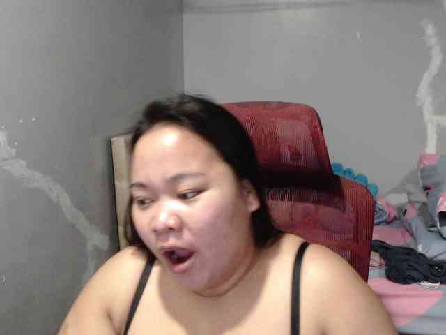 BubbleButtPinay webcam