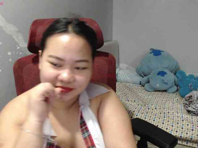 BubbleButtPinay webcam