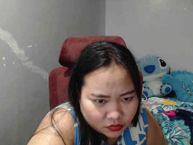 BubbleButtPinay webcam