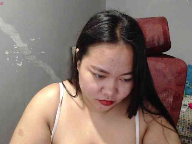 BubbleButtPinay webcam