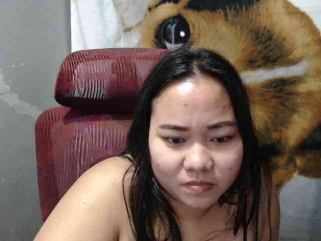BubbleButtPinay webcam