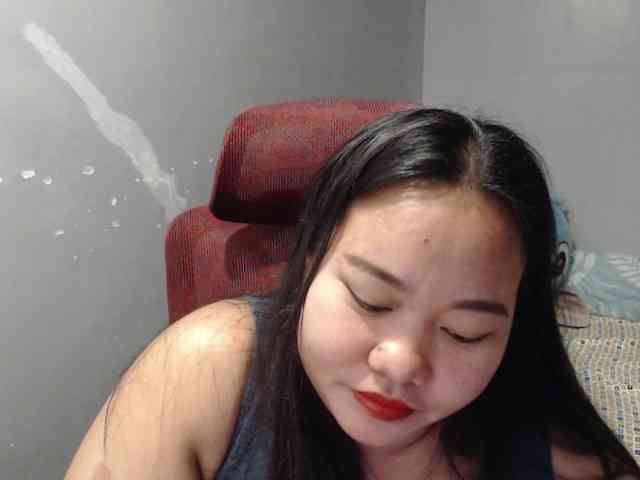 BubbleButtPinay webcam