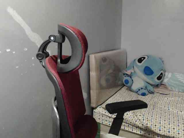 BubbleButtPinay webcam