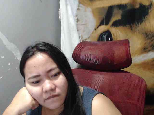 BubbleButtPinay webcam
