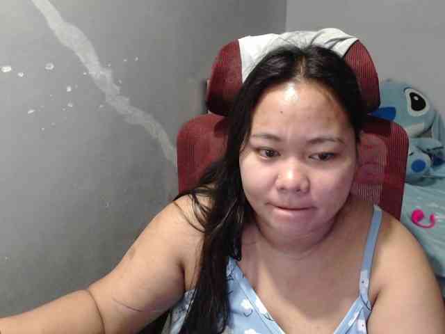 BubbleButtPinay webcam