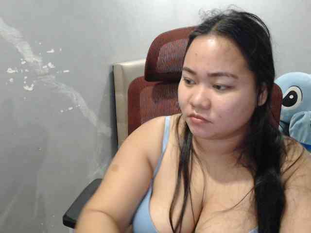 BubbleButtPinay webcam
