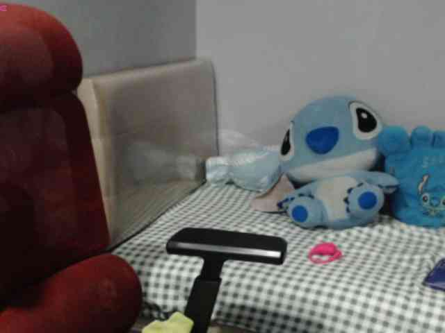 BubbleButtPinay webcam