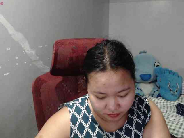 BubbleButtPinay webcam