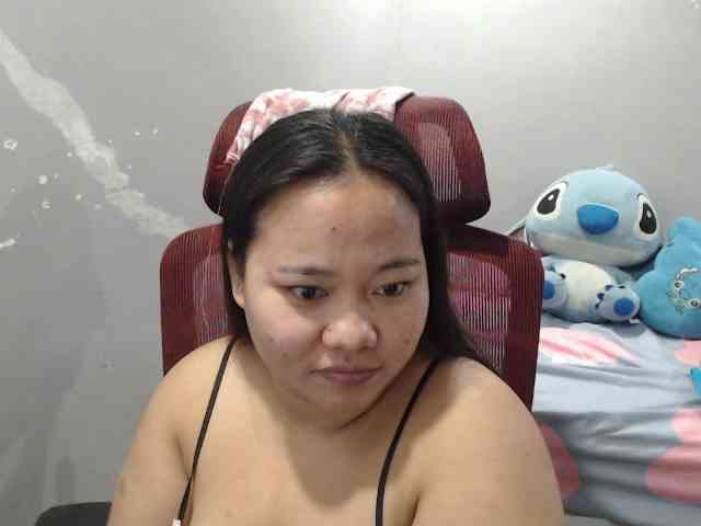 BubbleButtPinay webcam