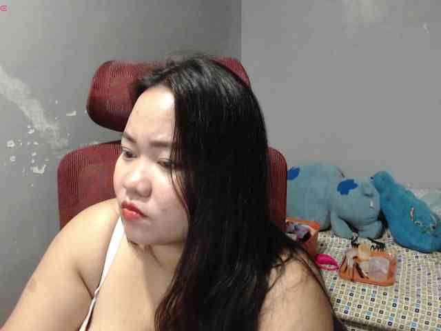 BubbleButtPinay webcam