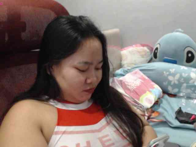 BubbleButtPinay webcam