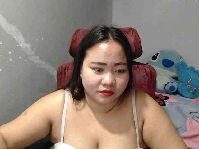 BubbleButtPinay webcam