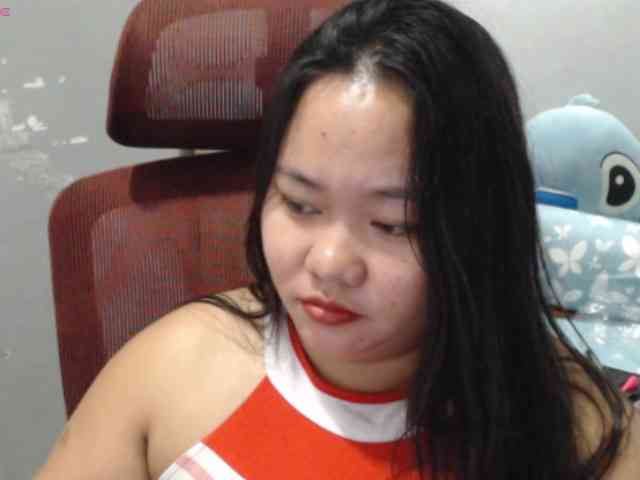 BubbleButtPinay webcam