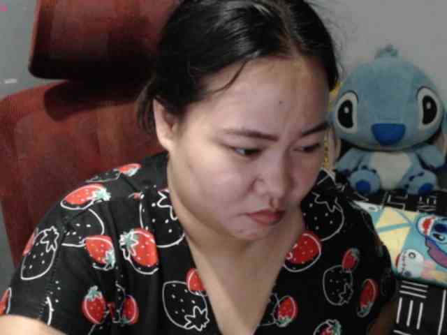 BubbleButtPinay webcam