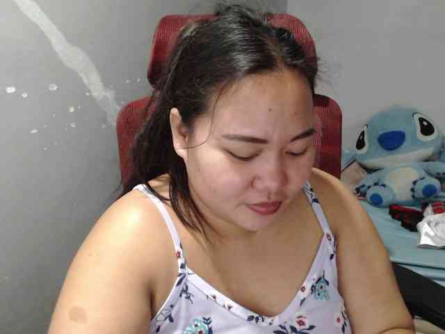 BubbleButtPinay webcam