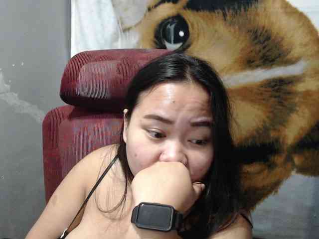 BubbleButtPinay webcam