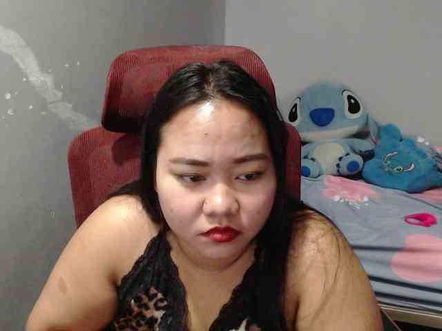 BubbleButtPinay webcam