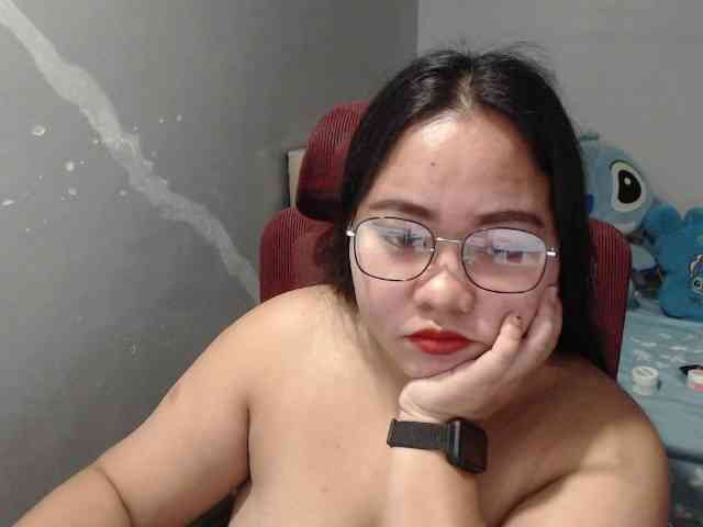 BubbleButtPinay webcam