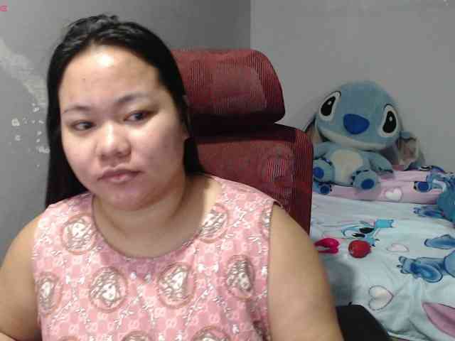 BubbleButtPinay webcam