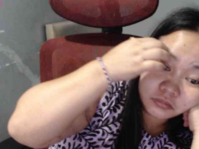 BubbleButtPinay webcam