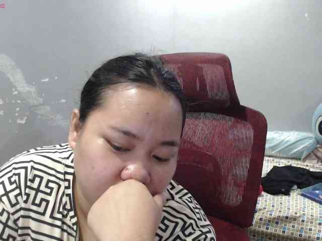 BubbleButtPinay webcam