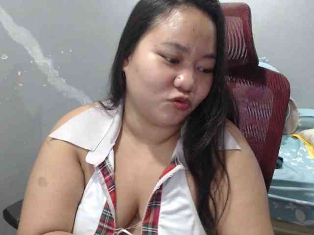 BubbleButtPinay webcam