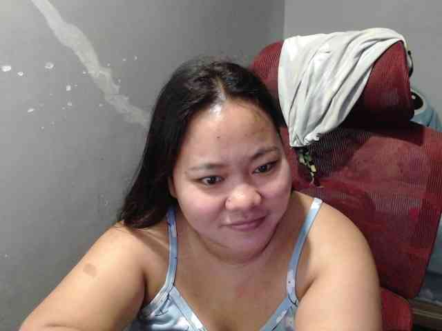 BubbleButtPinay webcam
