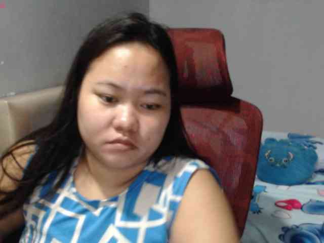 BubbleButtPinay webcam
