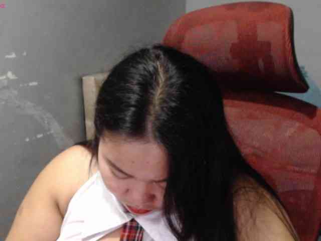 BubbleButtPinay webcam