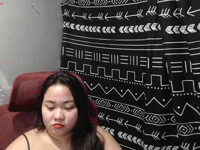 BubbleButtPinay webcam