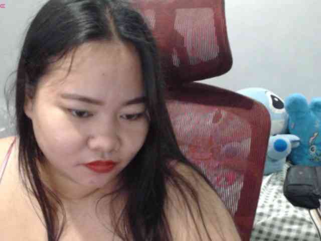 BubbleButtPinay webcam