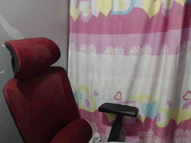 BubbleButtPinay webcam