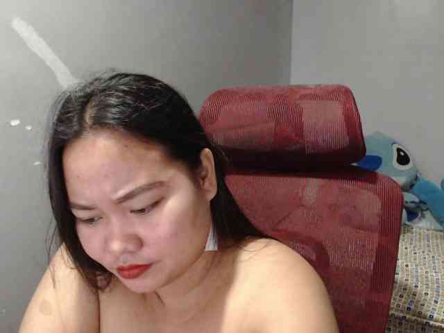 BubbleButtPinay webcam