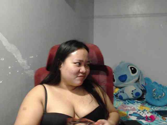 BubbleButtPinay webcam