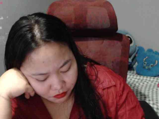 BubbleButtPinay webcam