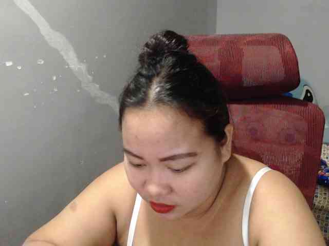 BubbleButtPinay webcam