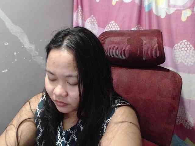 BubbleButtPinay webcam