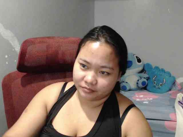 BubbleButtPinay webcam