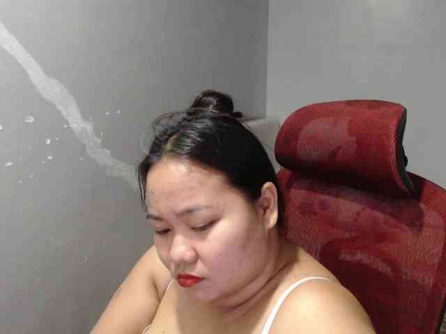 BubbleButtPinay webcam