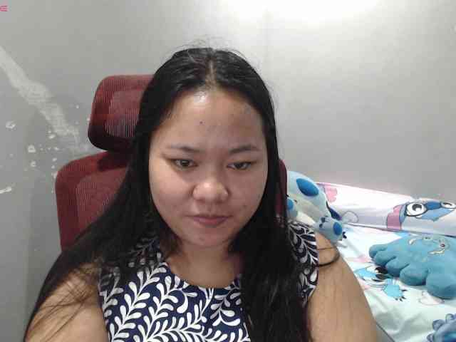 BubbleButtPinay webcam