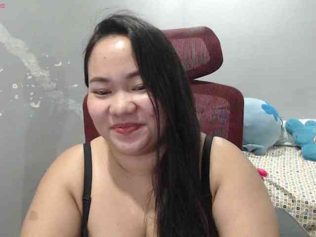 BubbleButtPinay webcam