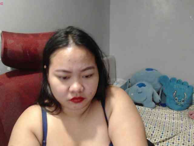 BubbleButtPinay webcam