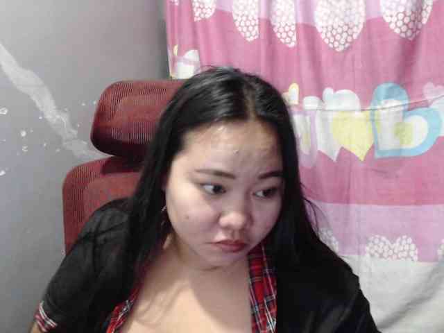 BubbleButtPinay webcam