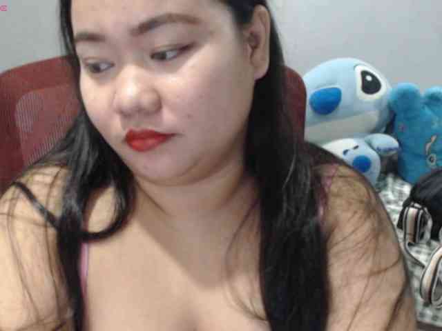 BubbleButtPinay webcam