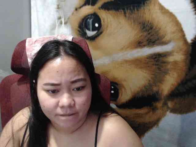 BubbleButtPinay webcam