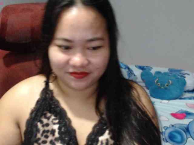 BubbleButtPinay webcam
