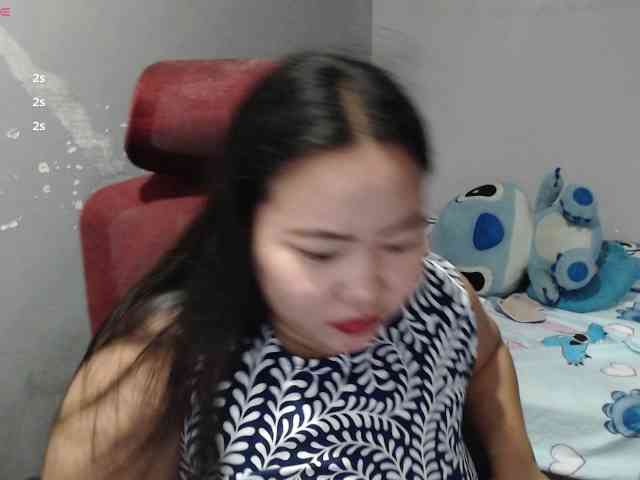 BubbleButtPinay webcam